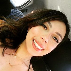 Meet your Posher, Ileana